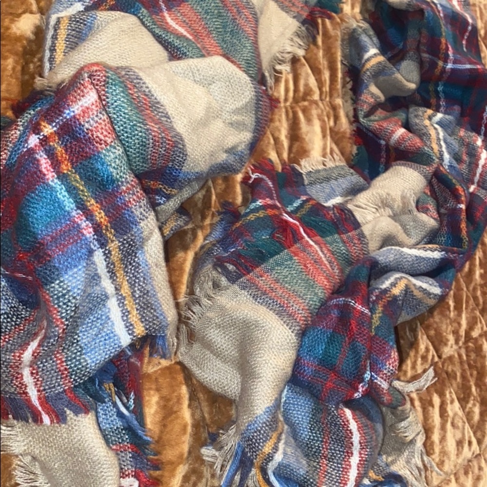 Scarf - Picture 2 of 2